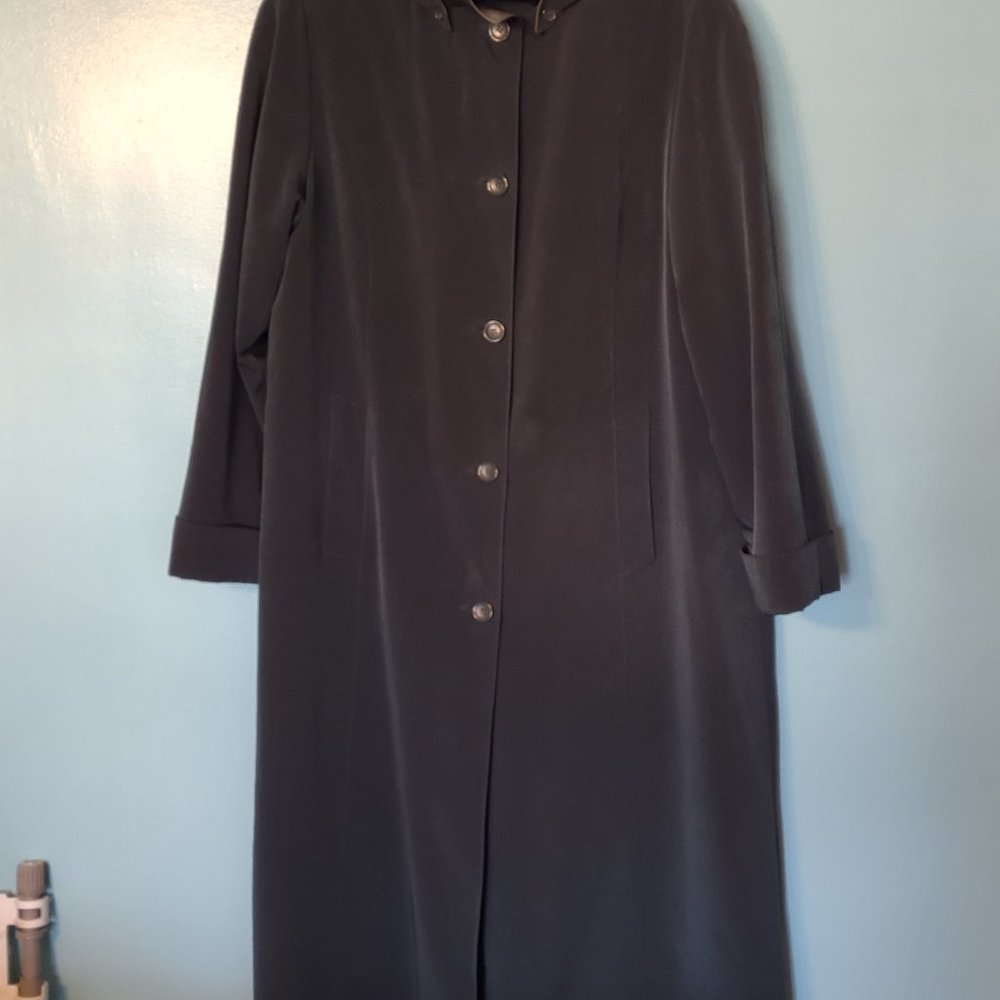 Fleet Street hooded size 18 long trench coat with removable lining